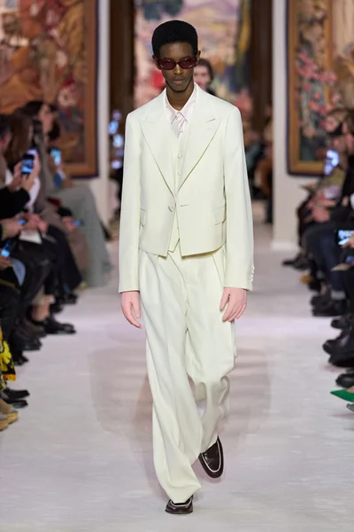 Look 6